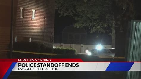 Police investigating standoff in St. Louis County